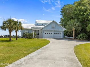 7019 Archers Creek Dr, Emerald Isle, NC 28594
