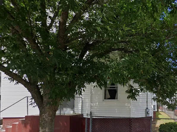 15 Sumner Avenue, 15 Sumner Ave APT 4, Central Falls, RI 02863