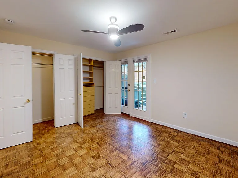 4621 1/2 Macarthur Blvd NW #A — Photo 10