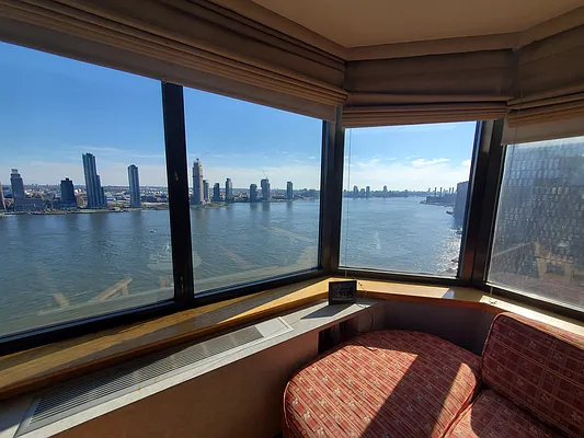 Sold by Yoram Adin, LREB | media 38