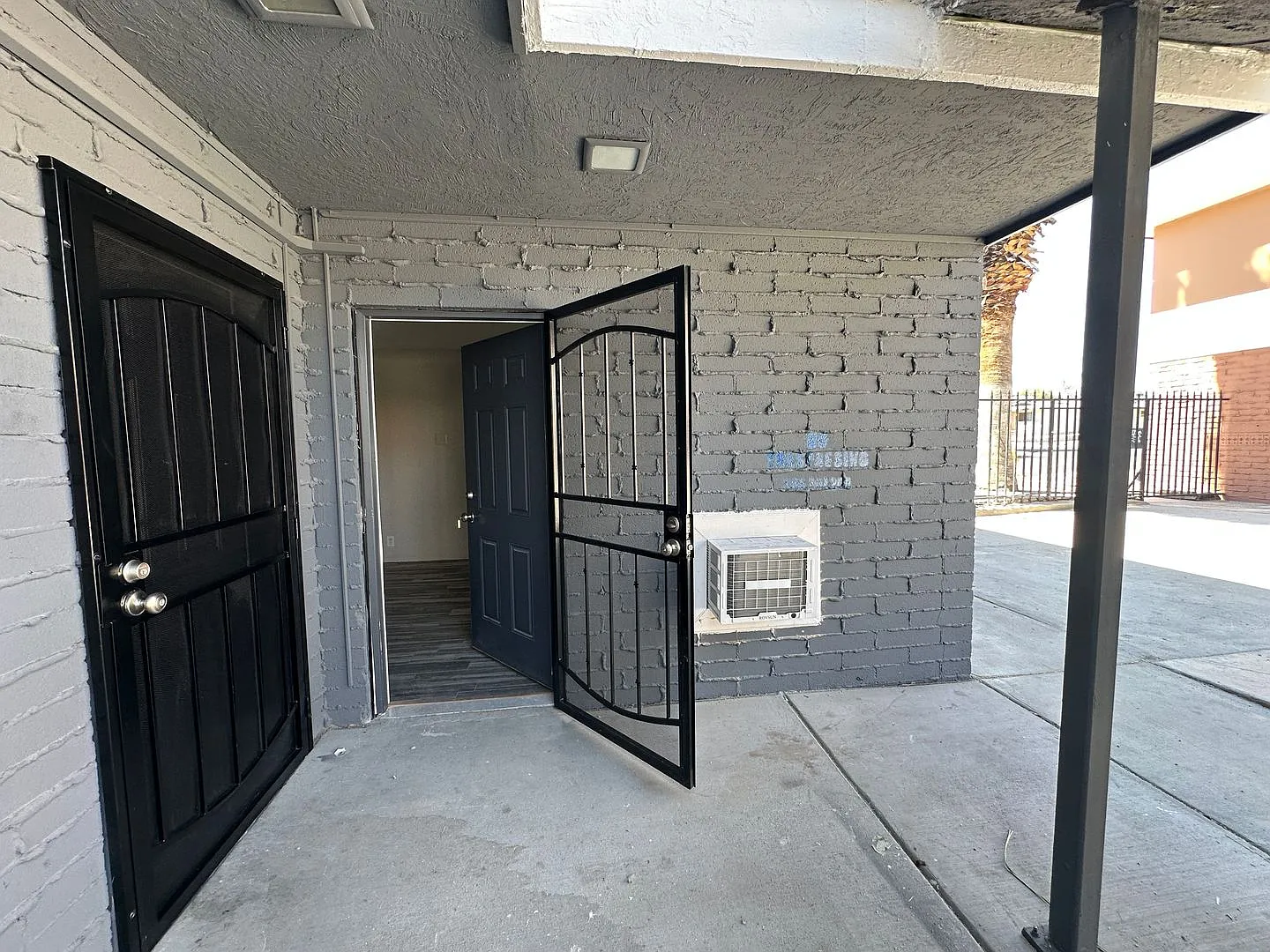 2105 Sunrise Ave. — Photo 3
