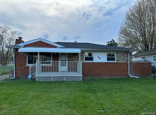 9360 Biddle St, Romulus, MI 48174