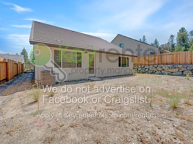 1012 Utah Dr — Photo 34