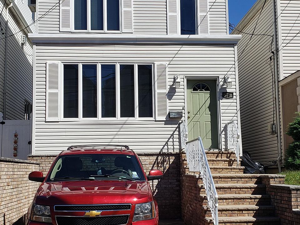 1st image of 25 W 53rd St
