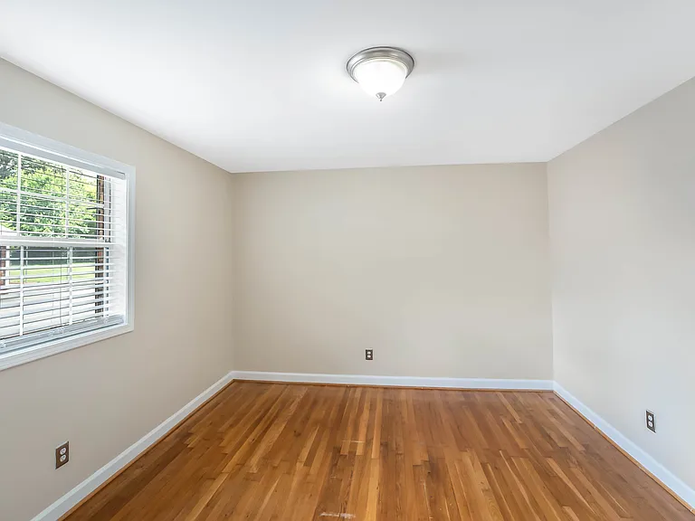 320 W Lebanon Ave #18 — Photo 37