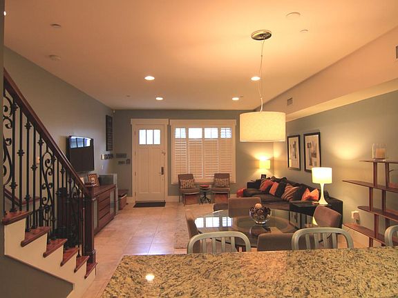 4th image of 2020 N Holly Dr #12