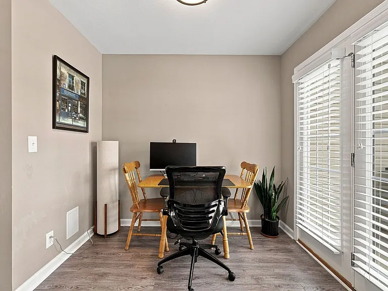 248 Alexander Blvd — Photo 15