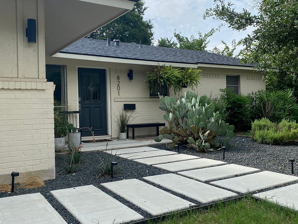 1st image of 8201 Briarwood Ln