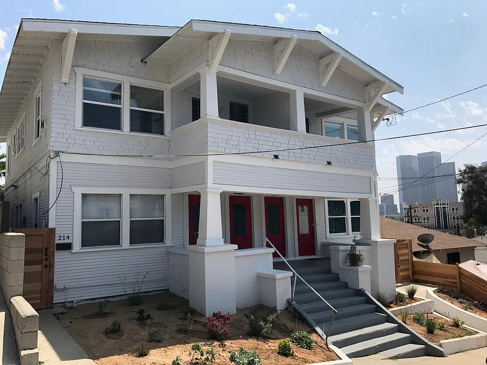 212 Lake Shore Ter #212