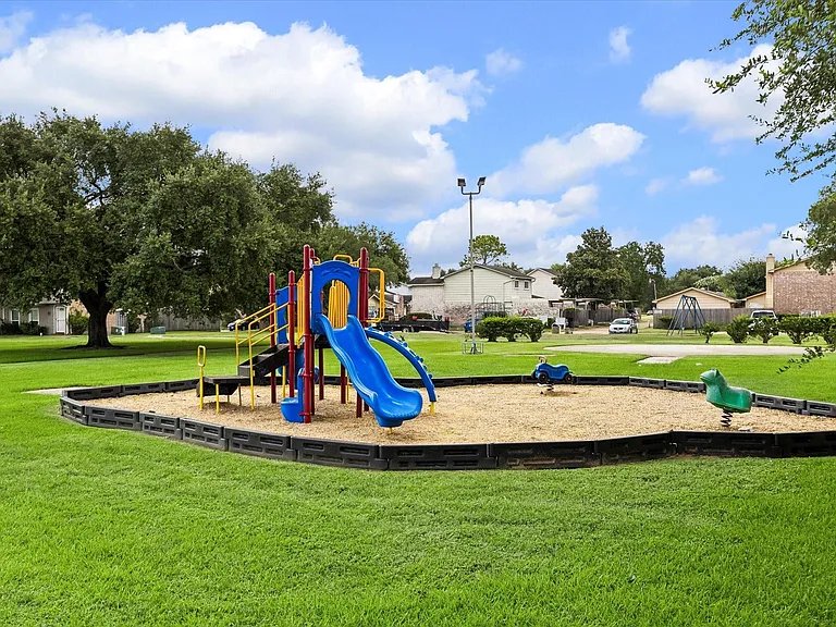 6407 S Briar Bayou Dr — Photo 14