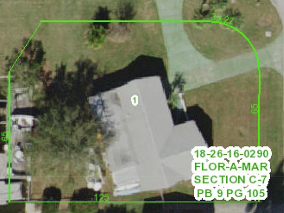 Lot for 5015, 65' seawall