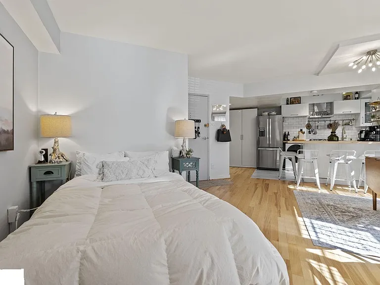 1801 Clydesdale Pl NW #329 — Photo 7