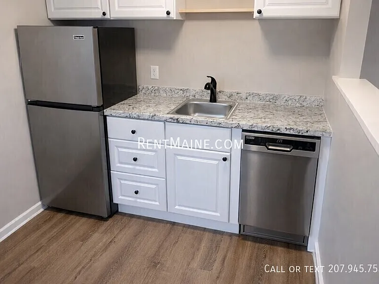 1286 Union St — Photo 5