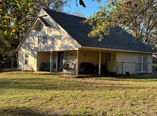 21148 S Forrest Dr, Tahlequah, OK 74464