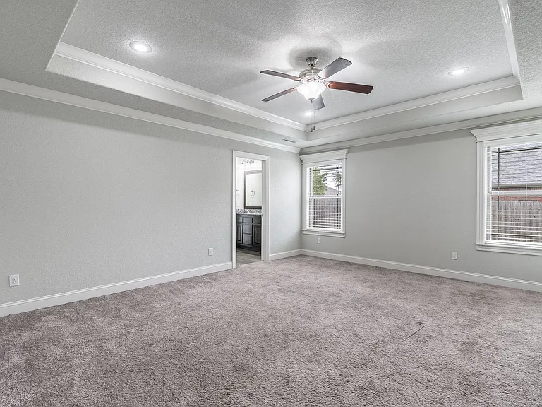457 Harper Dr — Photo 15