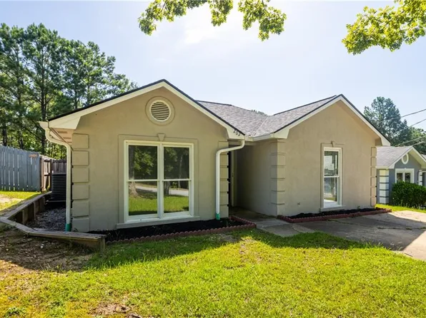 202 23rd Ct, Phenix City, AL 36869