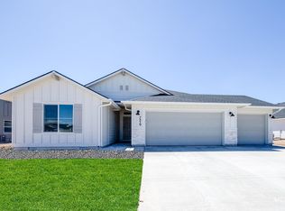 7319 E Marble Springs Dr, Nampa, ID 83687