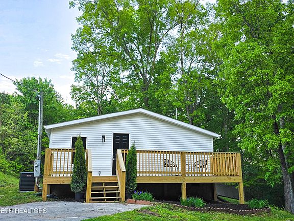 2nd image of 192 Cheynne Ln