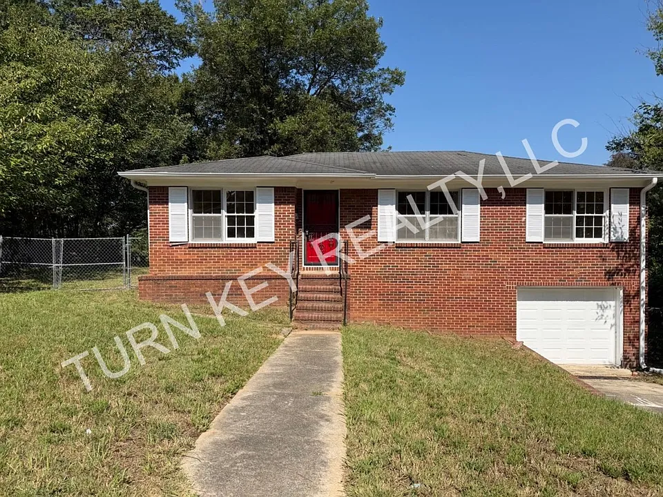 1812 Etowah Cir
