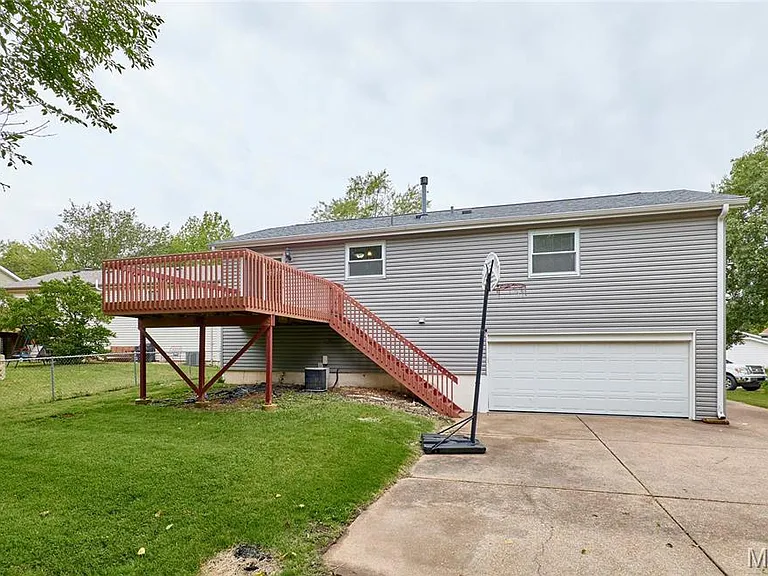 241 Valleyoak Ct — Photo 46