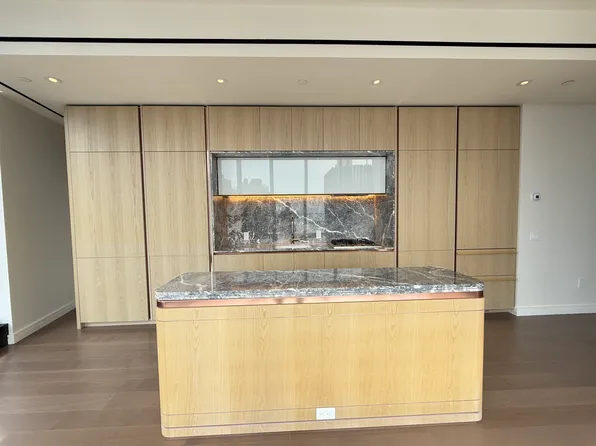 125 Greenwich Street image 5 of 23