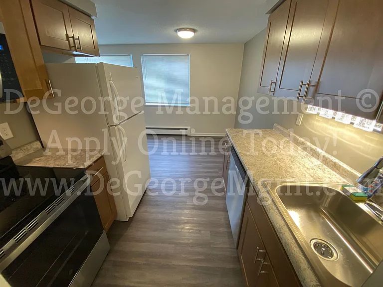 Avalon Apartments — Photo 27