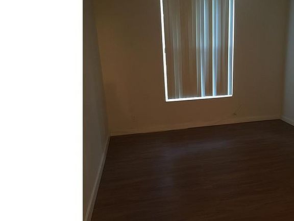 4th image of 4009 N University Dr #104