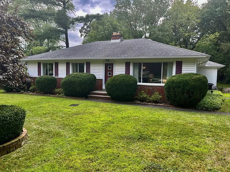 2066 Bradley Rd — Photo 1
