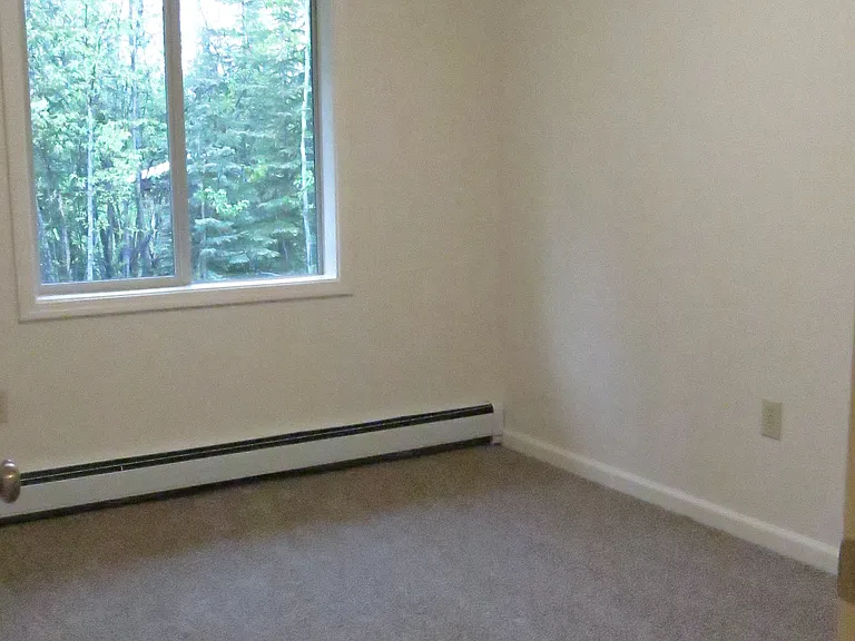 2056 Jackson St — Photo 29