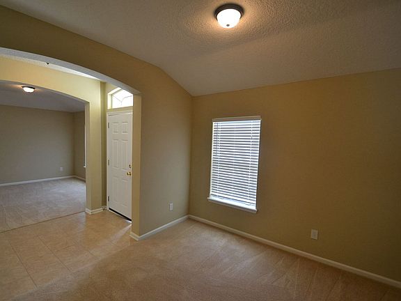 3rd image of 2444 Willowbend Dr