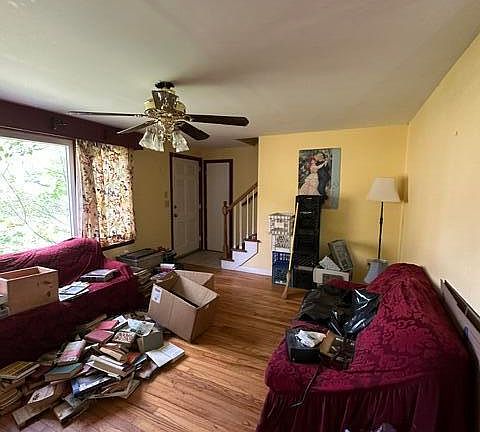 4th image of 865 Sandwich Road