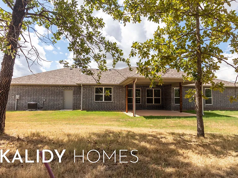 1640 Kalidy Dr — Photo 3