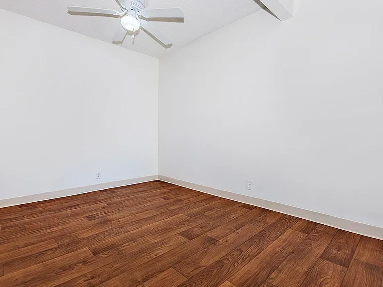 Monte Verde Apartment Homes — Photo 45