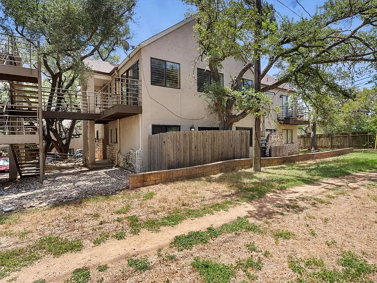 6810 Deatonhill Dr #108 — Photo 19