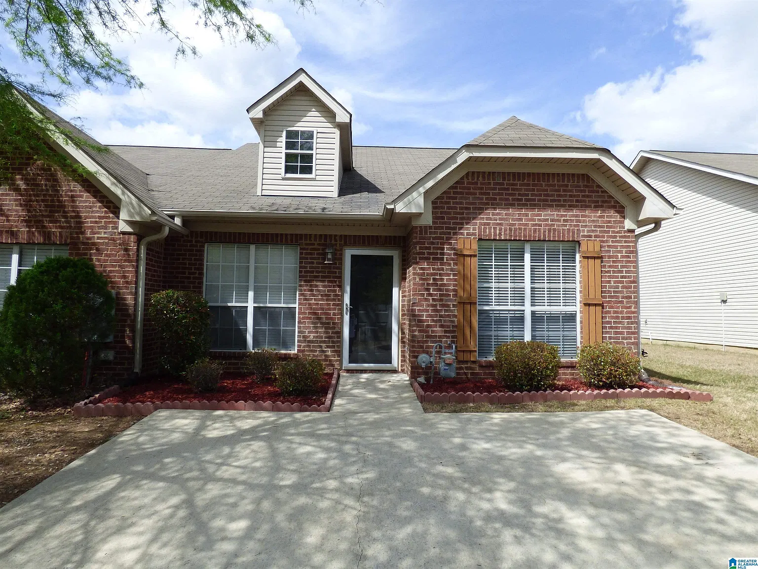 2 bed, 2.0 bath, 1210 sqft, $1,495 — Photo 1