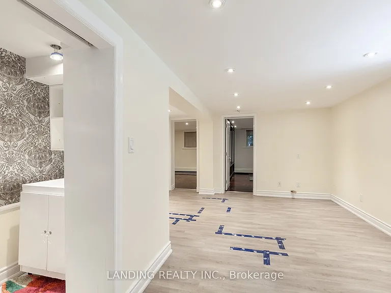 53 Elvina Gdns — Photo 11