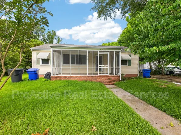 100 Hodges Manor Rd, Portsmouth, VA 23701