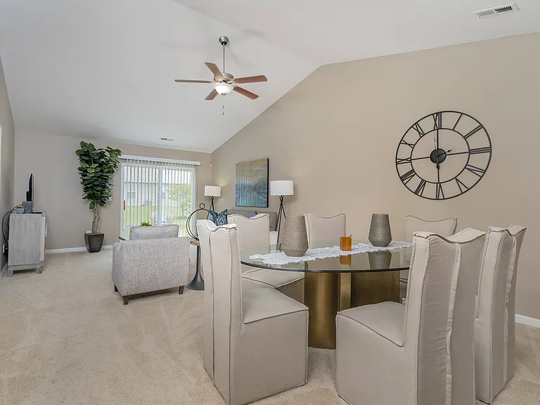 Bedford Place Apartments — Photo 4