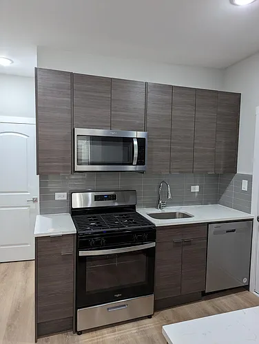 5325 N Ashland Ave #1F Photo 1