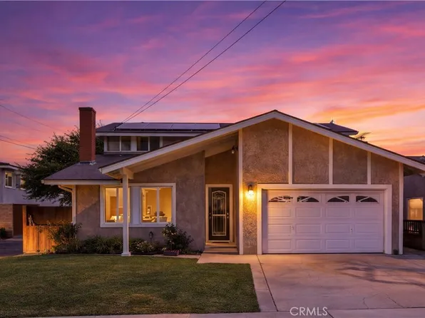 25006 Eshelman Ave, Lomita, CA 90717