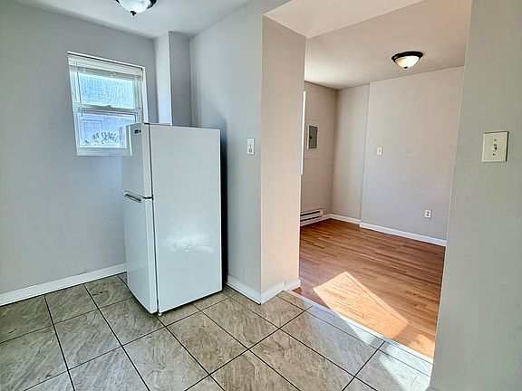 3rd image of 5749 E Wister St #1R
