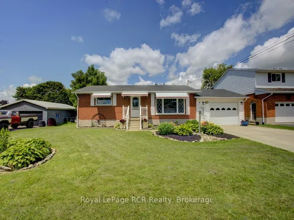 280 Domville St, Wellington North, ON N0G 1A0