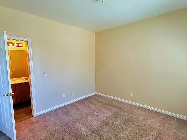 7225 Fern Meadow St — Photo 62