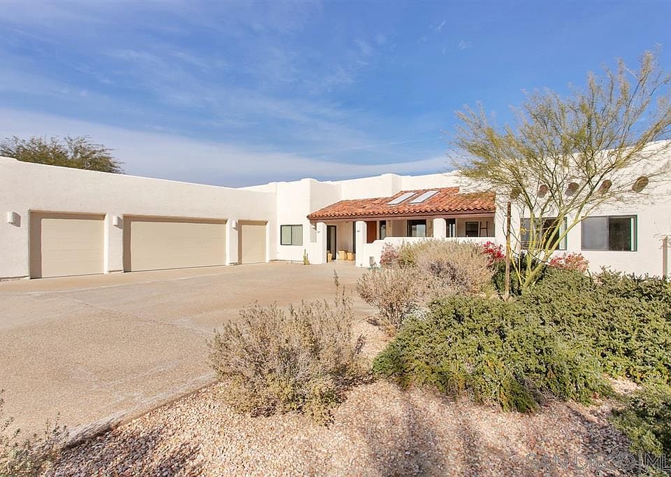 1st image of 4674 Desert Oriole Dr
