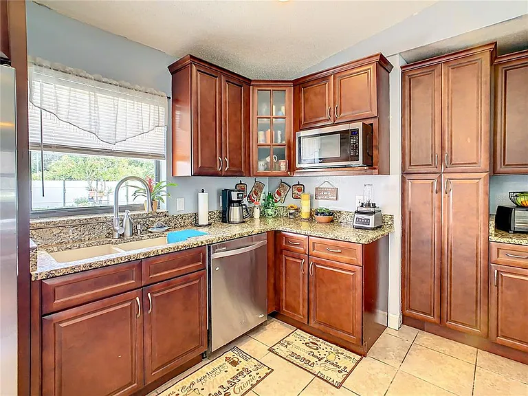 853 Blanc Ct — Photo 18