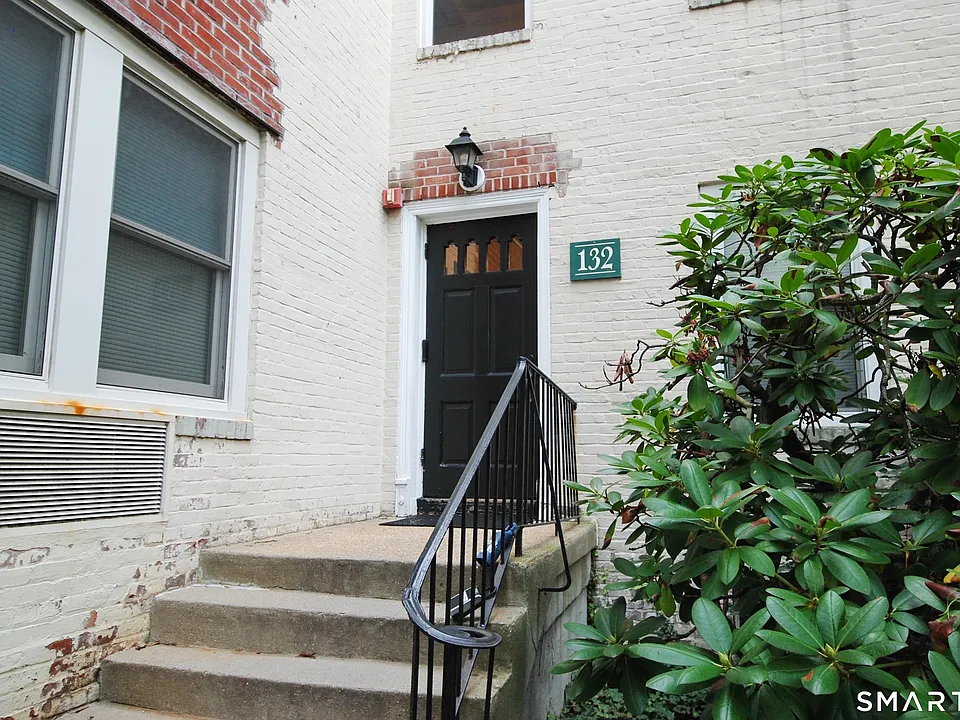 132 Summer St #1C