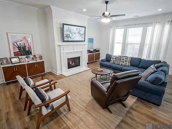 3rd image of 8922 Dalwood Dr