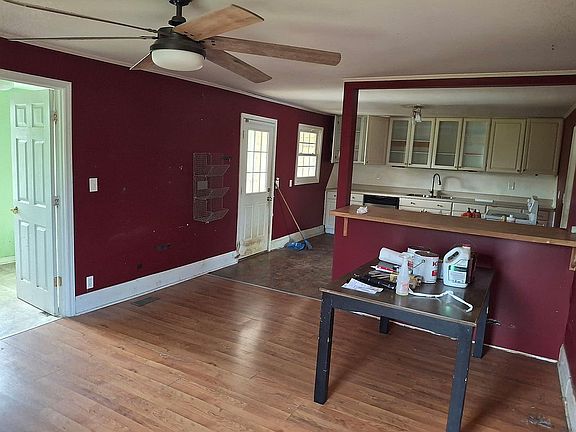 3rd image of 316 Brightwood Church Rd