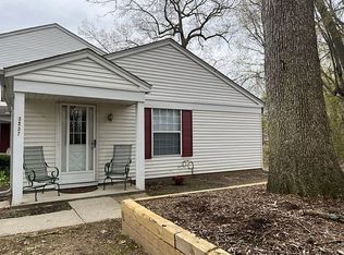 3237 Northfield Ct, Lake Orion, MI 48360