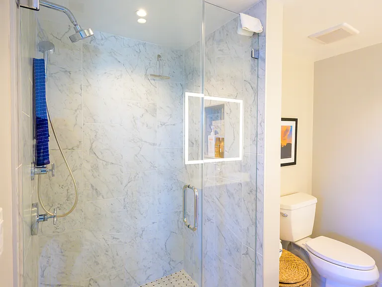 925 N Fairfax St #502 — Photo 14